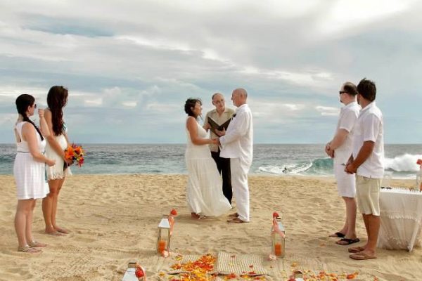 Simple Tropical Vow Renewals (4)
